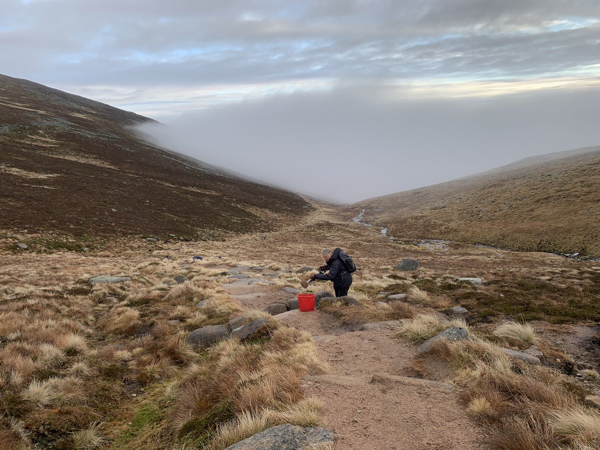 Balmoral_Castle's tweet photo. Balmoral rangers were working above the clouds today on Lochnagar, undertaking foot path maintenance work. We have over 100kms of paths on the estate that require constant maintenance. Thanks to our two local volunteers who gave us a hand. https://t.co/HdN0PmmfmF