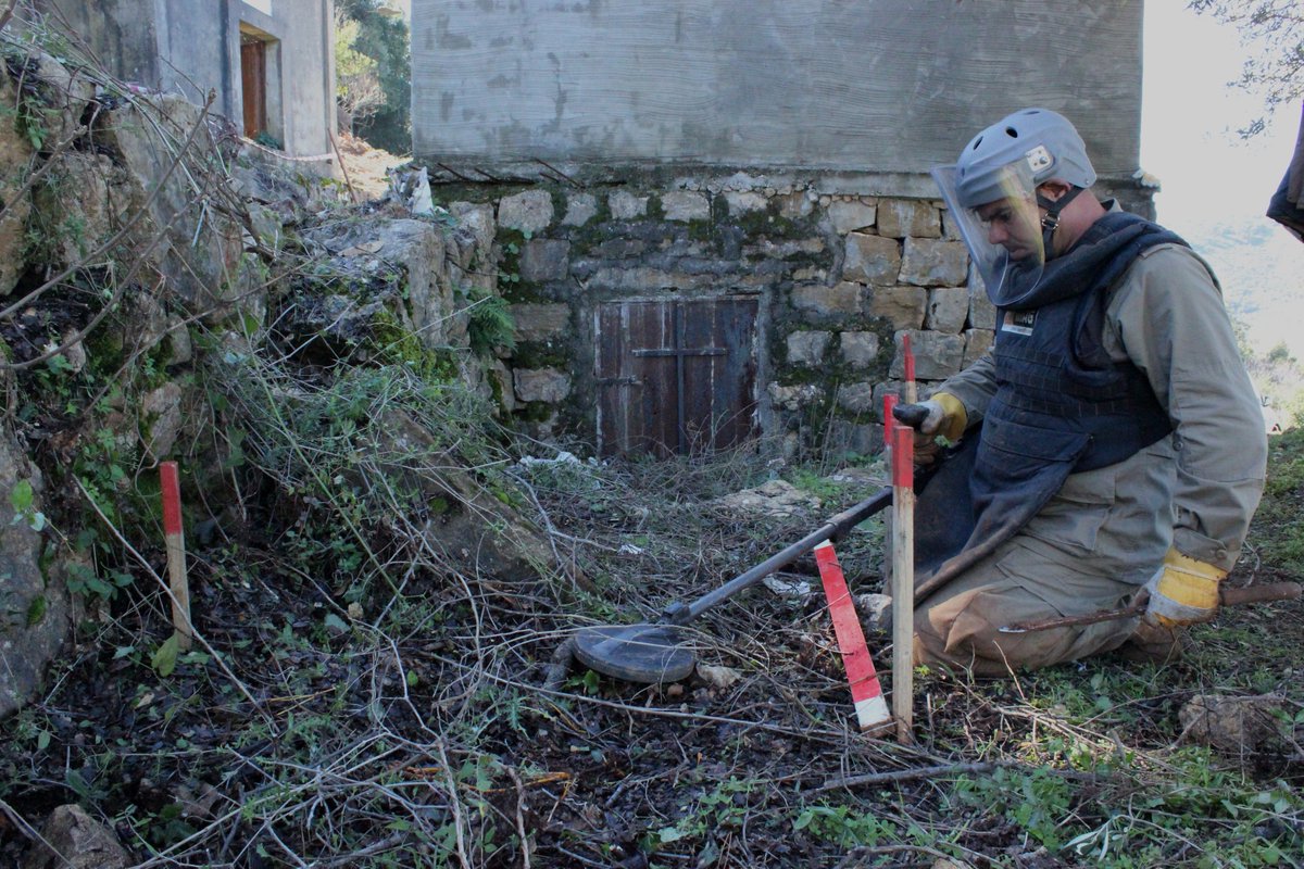 UN_Disarmament's tweet image. As the #CCM2RevCon continues today in virtual format, read more about #clustermunitions and how the #internationalcommunity is #working #together to eliminate them. See 👉 bit.ly/3nVwQBs.