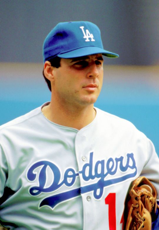 Happy Birthday to two-time world champion and catcher Mike Scioscia: 

Born November 27, 1958. 