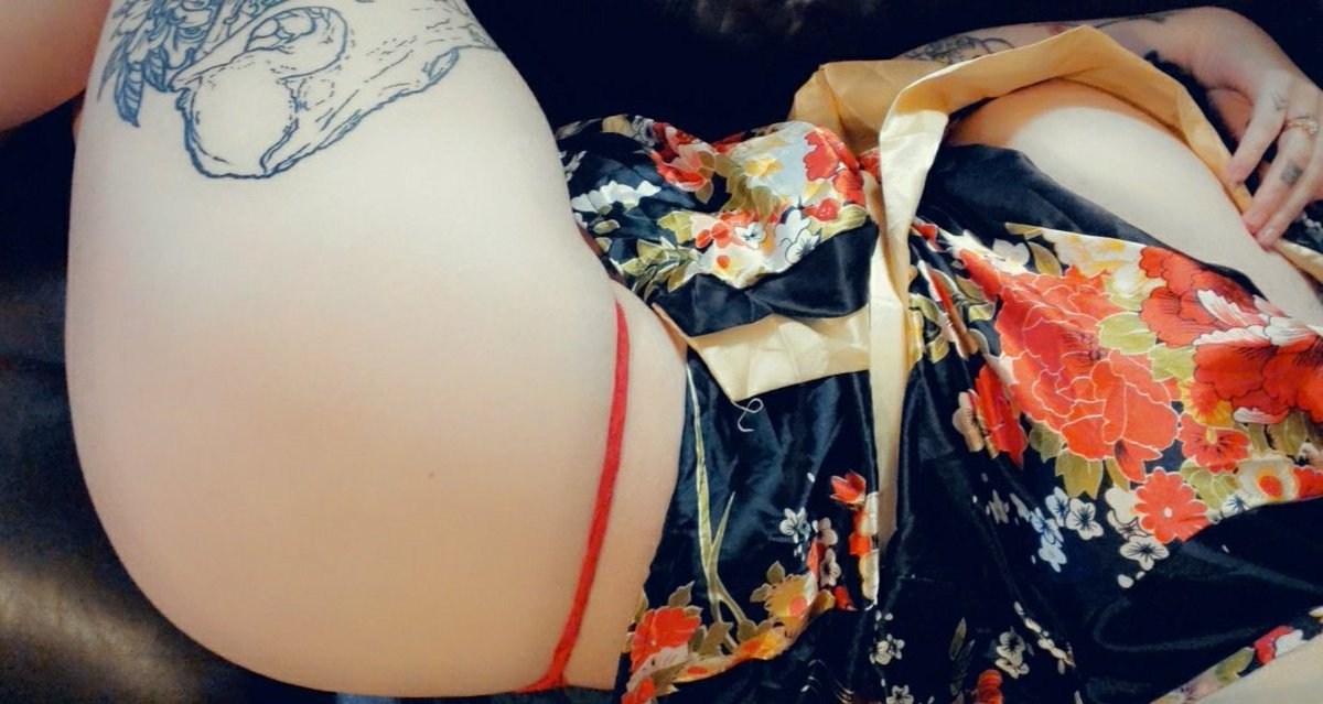 NikoNatsuki1's tweet photo. 55% off for over 400 videos and pictures for black friday!! Happy Thanksgiving 💕
https://t.co/8I5GtIcCYM
And my free account! 
https://t.co/yrucQPRgEU https://t.co/qNEF61nRKg