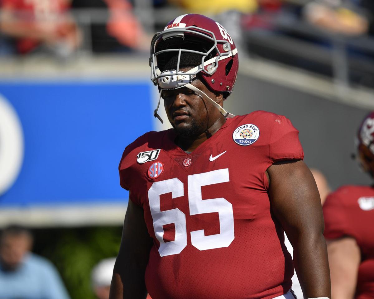 DD_DavidElwell's tweet photo. Hard to believe Deonte Brown is playing his final game at Bryant-Denny on Saturday. Read how Brown, who was born in Columbus, Ohio, ended up in Decatur and at Alabama. https://t.co/e1l9cLqijq @AHSFOOTBALL5 @AHSBBN https://t.co/9qLw6TD8VQ