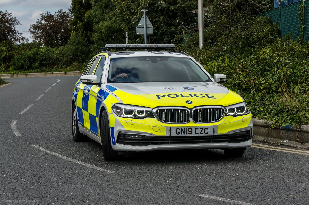 ThamesValley999's tweet photo. Here is a Selection of @ThamesVP @tvprp #BMW #TrafficCars Based around the county.
These are some of my favourite photos that i have taken this year! Brilliant investment these new BMW Traffic Cars! Absolutely Gorgeous cars.
#ThinBlueLine #TVPRP #TVP #999Photography https://t.co/7JdC4o3bP2