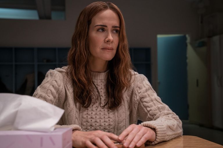 KitschMixTweets's tweet photo. Sarah Paulson talks about the inspiration behind her role in the film ‘Run’ https://t.co/NoNk3s7ITb https://t.co/wcyrLUREor