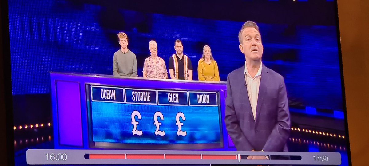 I'm guessing they're hoping for some #geography questions! #TheChase
