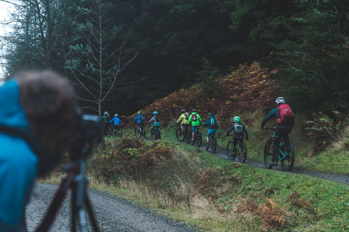 rachelsarah_m's tweet photo. Some behind the scenes stills from a recent shoot with @Dirtschool. 

I was originally meant to do stills, but last minute got hired for video instead. Such a fun 2 days, watching kids be absolute magic on their bikes in the Scottish Borders. 🚵‍♀️

#scotland #mtb https://t.co/AxNfWlt2DO