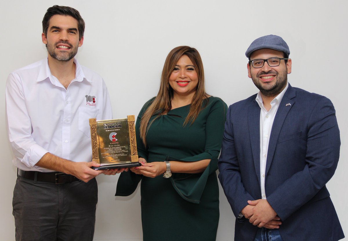 ACCD_SV's tweet photo. Felicitamos a la empresa C Imberton por cumplir 100 años. Como @operationbless nos sentimos agradecidos por todo el apoyo brindado hasta la fecha; porque a través de las donaciones recibidas, hemos bendecido a miles de personas de escasos recursos económicos de todo el país. https://t.co/1k8qBlNKj6