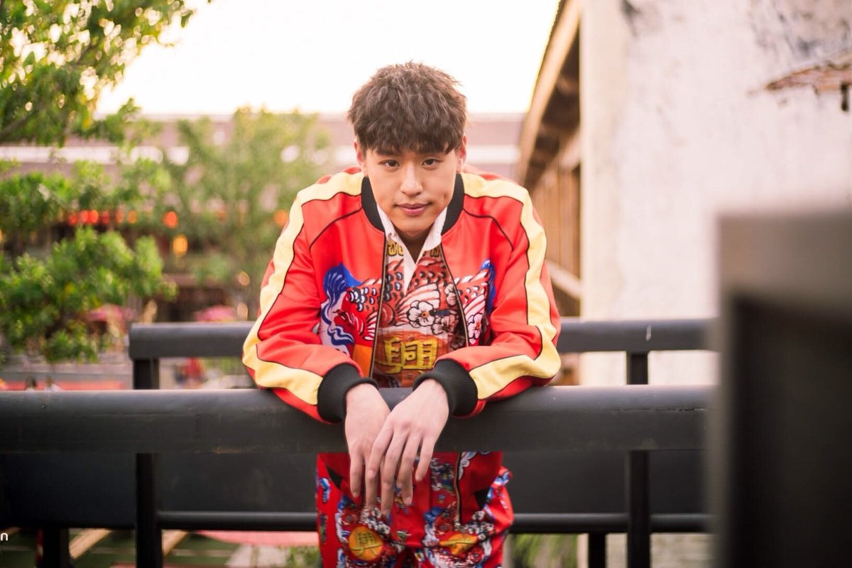 bkppuniverse's tweet photo. #BKPP's Chn names have been revealed by their Families: 
BK:馬群耀 (mǎ qún yào) &amp; PP:林祎凯 (lín yī kǎi), in Mandarin. With their Teochew descents, the pronunciation wld be different. Any Chinese fans care to share how to pronounce this in 潮汕話/潮汕话?

#bbillkin  #ppkritt https://t.co/sONnJ7TDZA