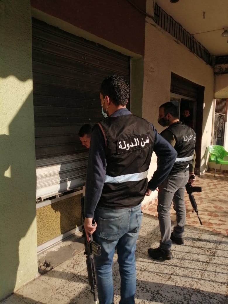 statesecuritylb's tweet photo. استمرار إجراءات التعبئة في عكار وإقفال المحلات المخالفة. https://t.co/jfrDKXv8y1