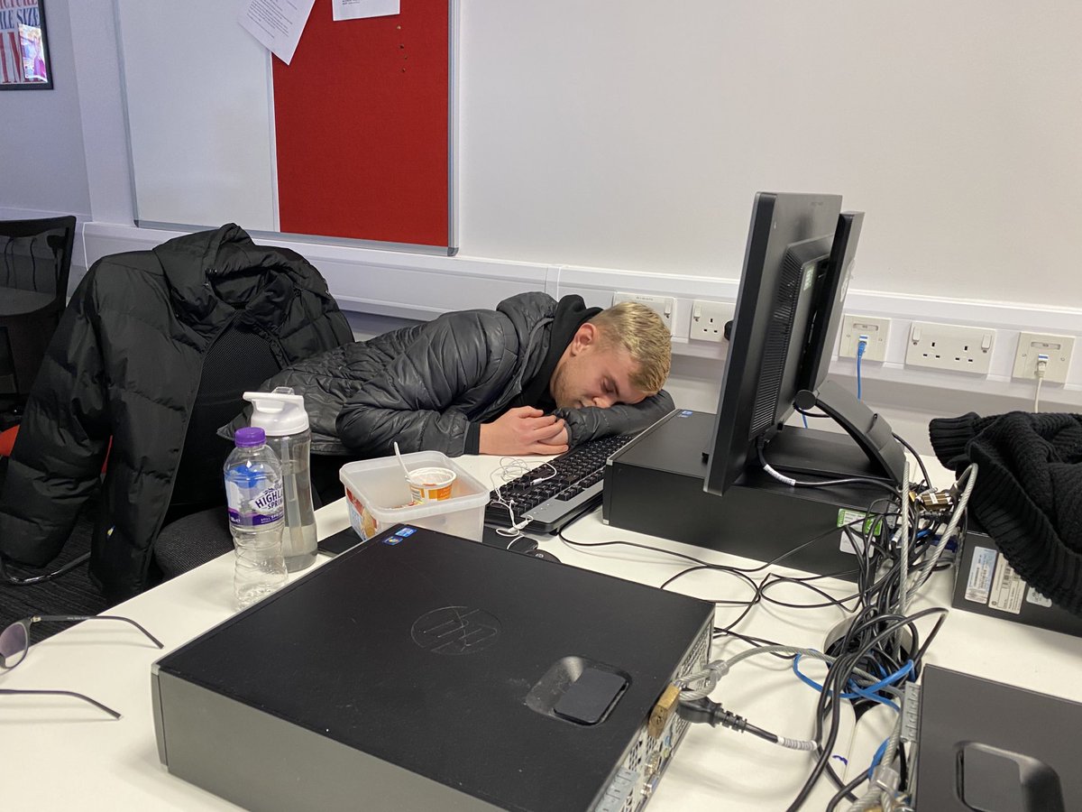 gerriebyrnescot's tweet photo. First tv newsday for @journalismuclan trainee @JackGoodwin2001. Bless - the planning for his Deepdale live proved a bit too much. #lunchtimenap https://t.co/VGX3tsXjLk