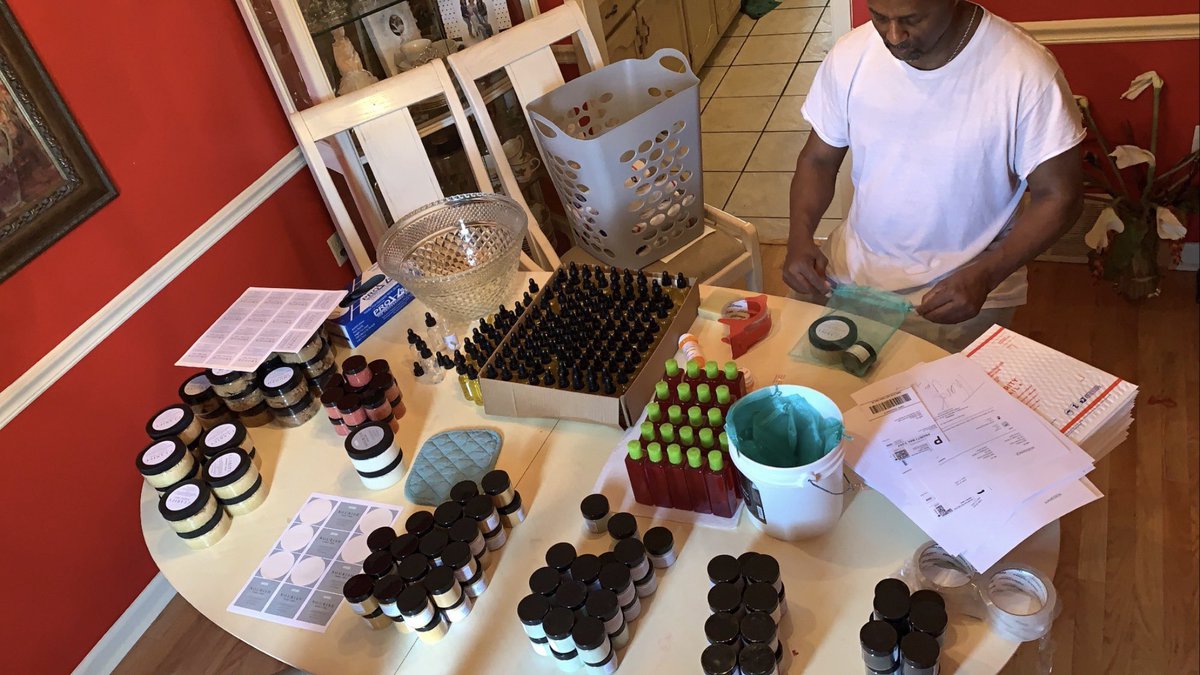 <a href="/Wale/">Wale</a> Hi, my name is Nuriya 💕✨ I’m a licensed esthetician and owner of NüEssence (<a href="/shopnuessence/">NÜESSENCE</a>) a natural skin care company where we pride ourselves on being handmade with the finest butters, oils &amp; powders. We’re home to health skin + natural glow 🌱