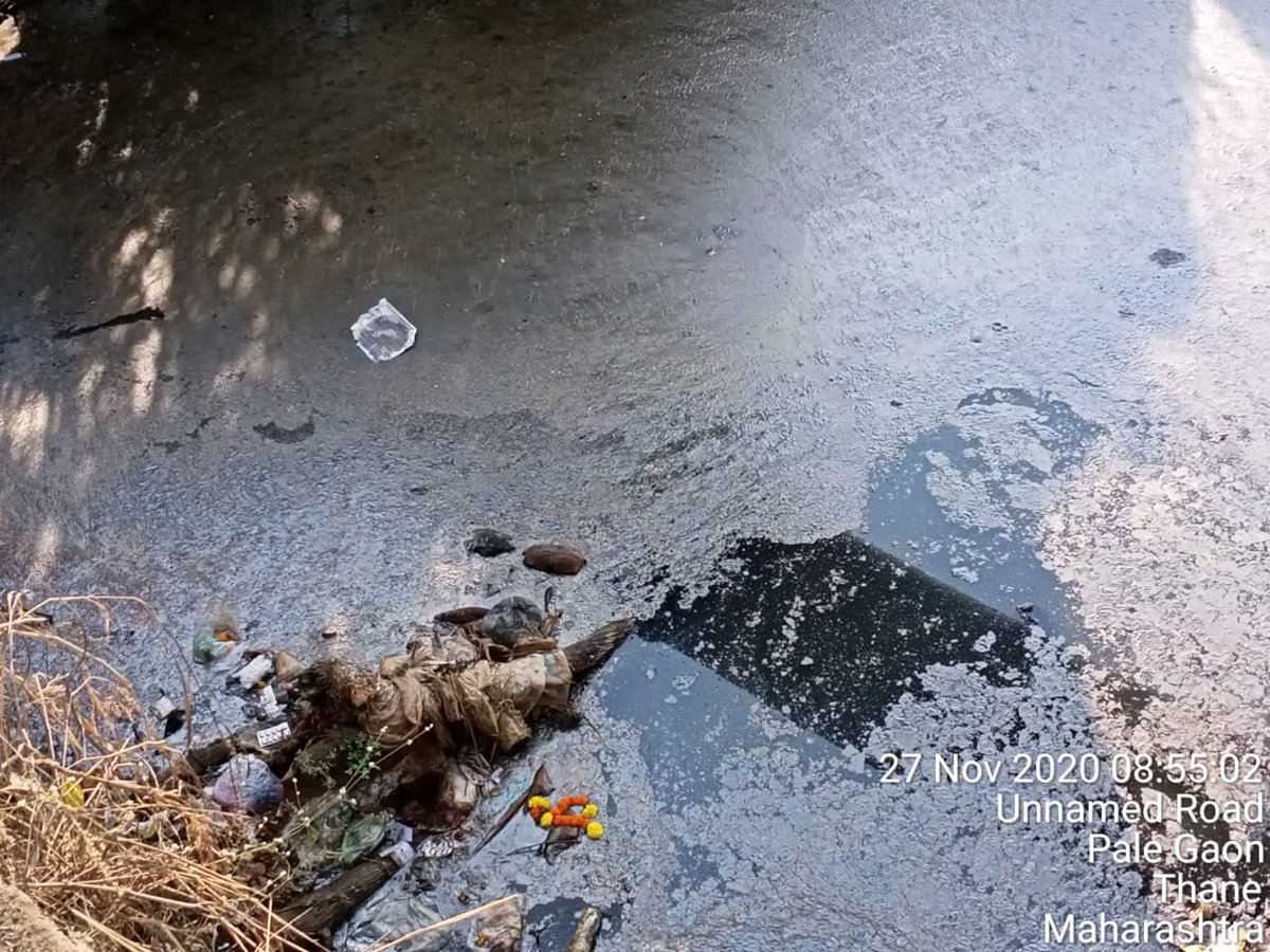 Ambernath_ACF's tweet photo. Oil base Chemical found flowing on #Waldhuniriver.
#CPCB #MPCB failed to control the pollution. Officers hand in gloves risking the life of Citizens. #Police intensionally avoiding Registration of FIR. We request Honorable Supreme Court of India to save the life of Citizens. https://t.co/qyyp5ViDvS