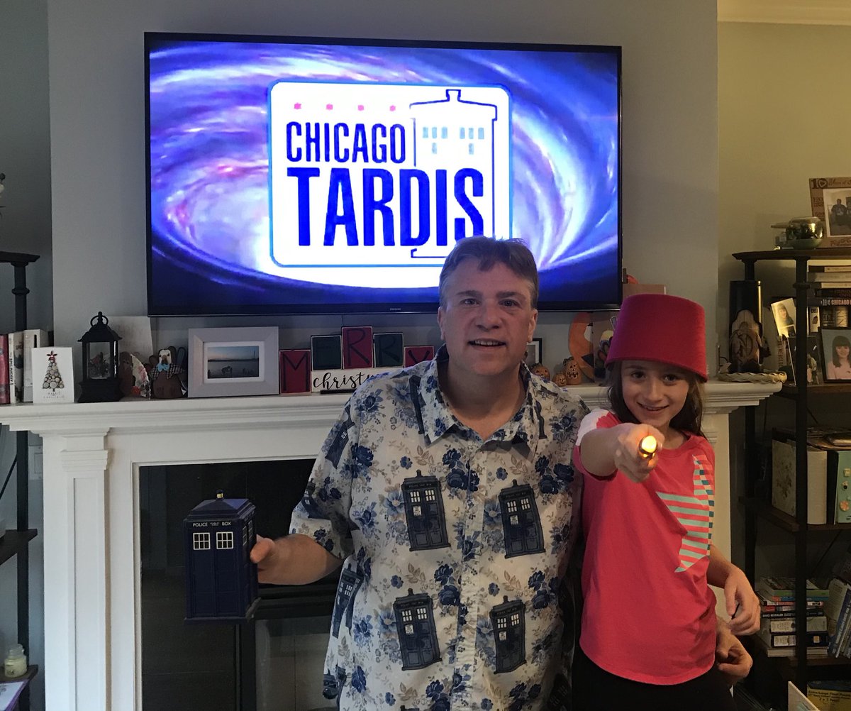 JoeLentz8's tweet photo. Although I wish I was there in person there is some joy doing it from my own living room. #CTVirtual20 #DoctorWho  ⁦@chicagotardis⁩ https://t.co/sbI4NQcPgf