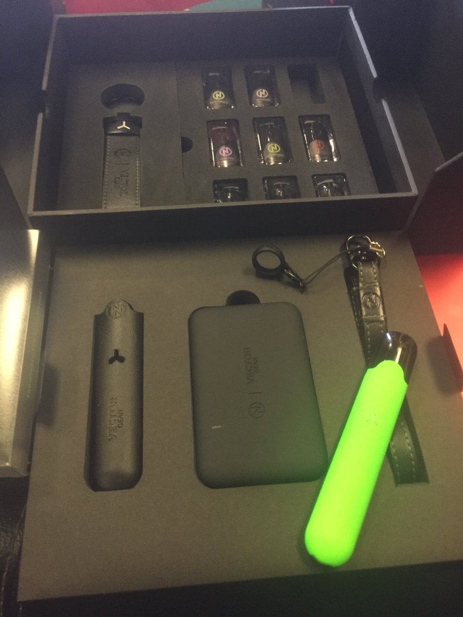 _seanhsn_'s tweet photo. Self Reward...
Mmg puas hati... Thank you @pakdinasty such a brilliant creation and upgrade closed pod.
NCIG3 is OFFICIALLY LEGIT!
Click to join virtually NSummit3
Live from Tampin, MY
https://t.co/jr3EG3oXPl
#ncig3
#nsummit3 https://t.co/i2uyo9hgc5