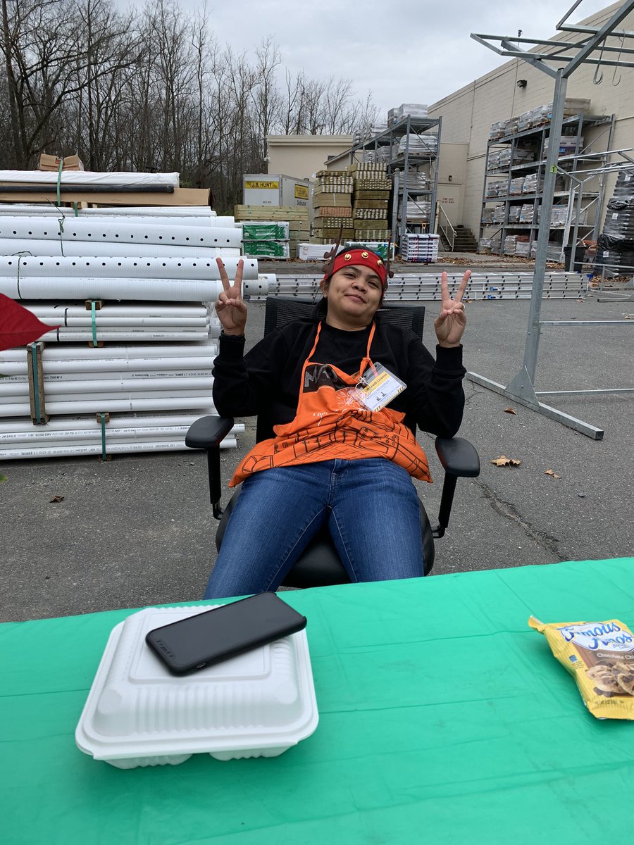 Connie Sue tweet media