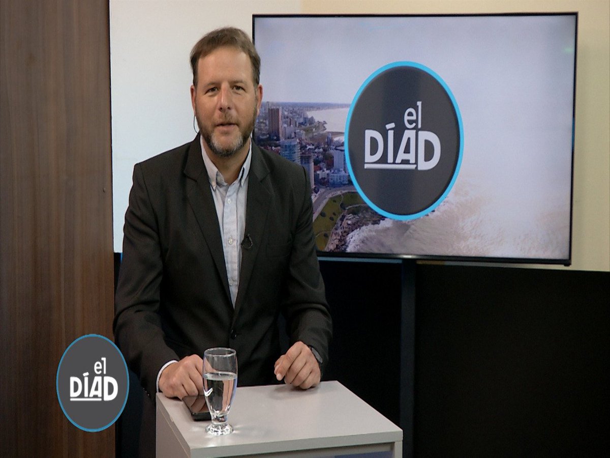 eldiadtv's tweet photo. Este domingo 21.30hs o lunes por 22.30hs por @canalunmdp repite @eldiadtv.
@NicoMondinoMDQ entrevista al @santyruack Perito Informático. Investigador @infolabmdq.
También la columna de economía de @rortea.
Señal 34 HD de Cablevisión.
Producción Gral. @JorgeMondinoMDQ https://t.co/rvilxur4FJ