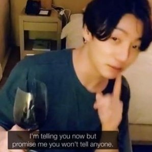 ttetefms's tweet photo. jungkook being the coolest jungkook— a needed thread. https://t.co/k3BiJ1cwG3