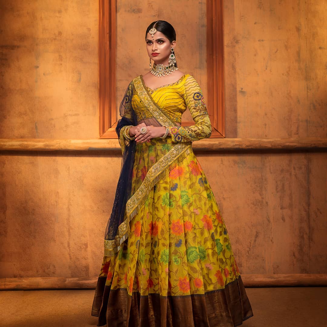 Prabhastylish's tweet photo. Traditional Beauty #SumaPoojari 😍📸
@sumagpoojari @Prabhastylish https://t.co/XzE3MCrY1X