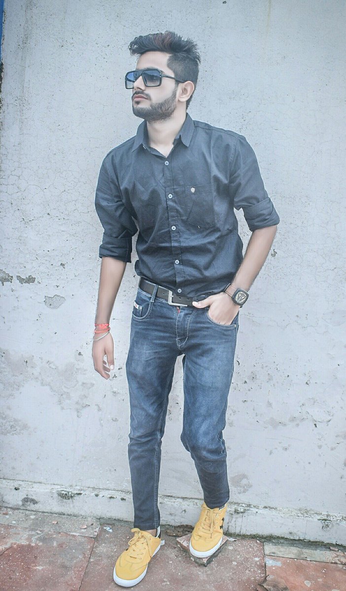 rss_ritesh's tweet image. aaj mera birthday 🎂 hai aap logon ki ashirvad bani rahe 🙏