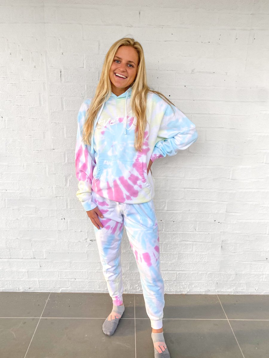 loveoneint's tweet photo. THE LOVE ONE BLACK FRIDAY SALE IS LIVE!

15% off your purchase Friday-Monday (Yeti’s excluded)❤️

Discount automatically applied at checkout.
https://t.co/NgoIjG3sCB https://t.co/ttVwNhgwZW