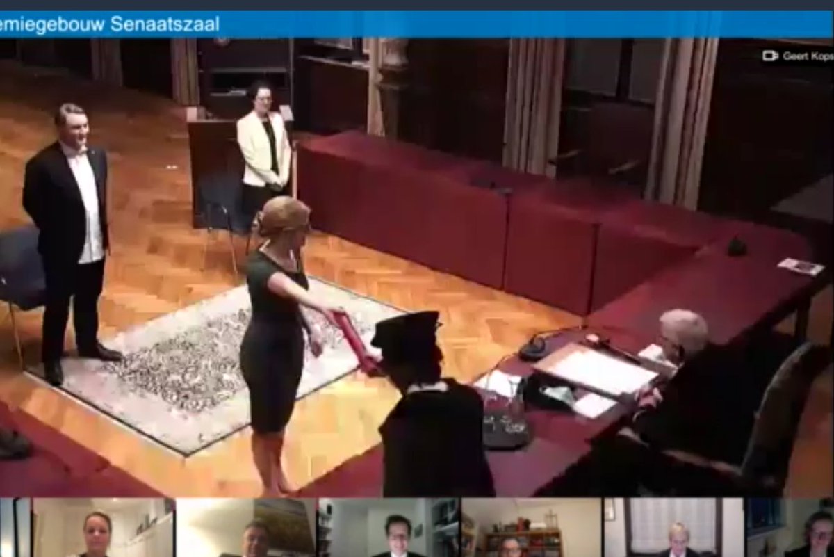 AMartinezArias's tweet photo. Congratulations @SusannevdBrink for defending (in The Netherlands the committee is ‘the opposition’) her PhD thesis, under @AlexandervanOu1's supervision, and passing w/ flying colours (cum laude). Wonderful work on #SatelliteCells #gastruloids #scRNAseq #Tomoseq #TourdeForce https://t.co/2NZHR2sU7d