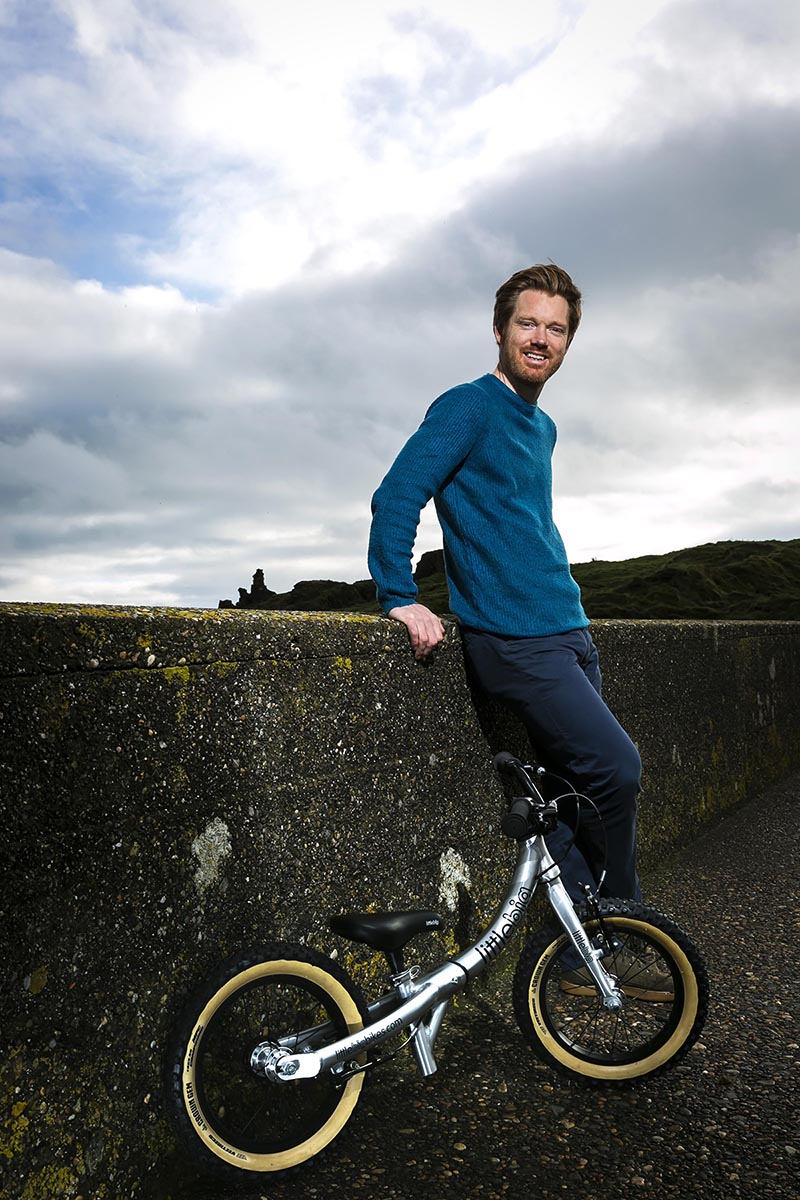 Coalesce tweet media