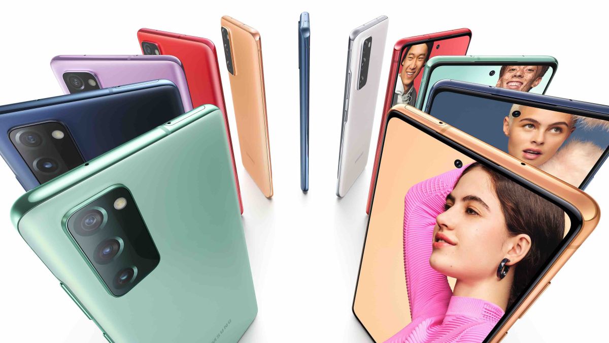 #Android phones and #holidaydeals go hand in hand. Now is a great time to browse for a new Android #smartphone. Here are some of the best on the market right now: https://t.co/eahhORfUab via @t3dotcom
#GooglePixel #Samsung #OnePlus8Pro #OnePlus #Sony #Huawei #Nokia #LG https://t.co/9st0Wq2vsG