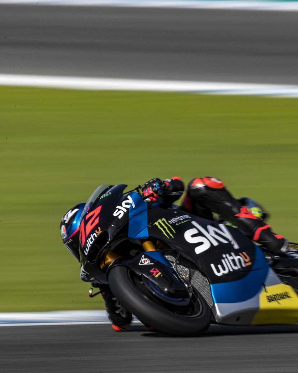 VRRidersAcademy's tweet photo. #2021startsnow
Giornata di test a Jerez π
#Manzi62 #Cele13 @Marco12_B https://t.co/yF86J0Z9GM