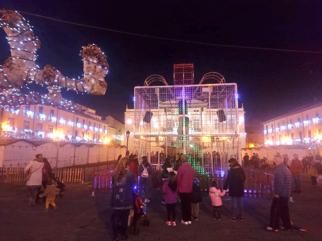 🌟Palencia se ilumina con las luces de Navidad🌟