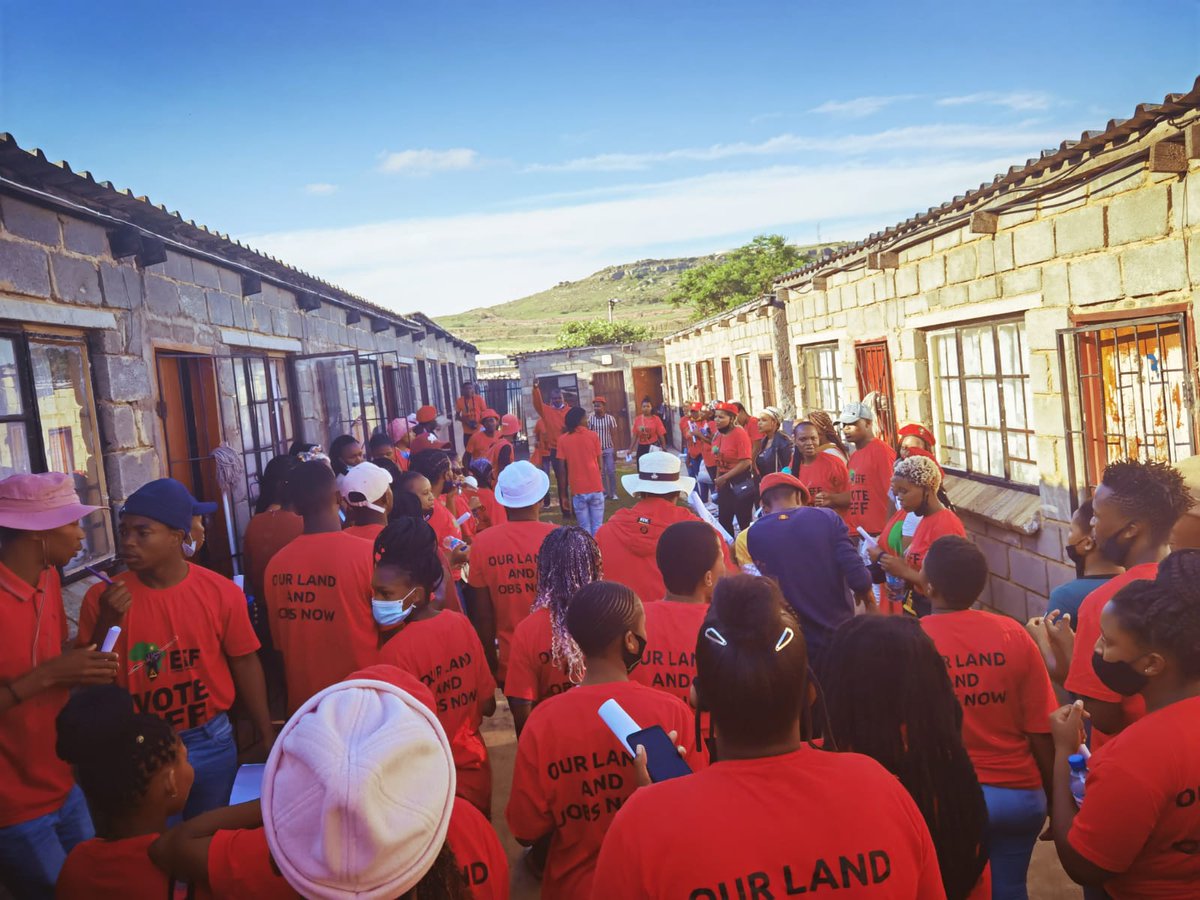 EFFYouthCommand's tweet photo. EFFSC University of Free State Qwa-Qwa campus Final push, Off-Campus door to door campaign led by Secretary General Commissar Muzi Khoza.
#LearnPersuade&Conscientize
#Uyez'Umoya
#UFSvoteEFFSC https://t.co/ayQdJ0KTon
