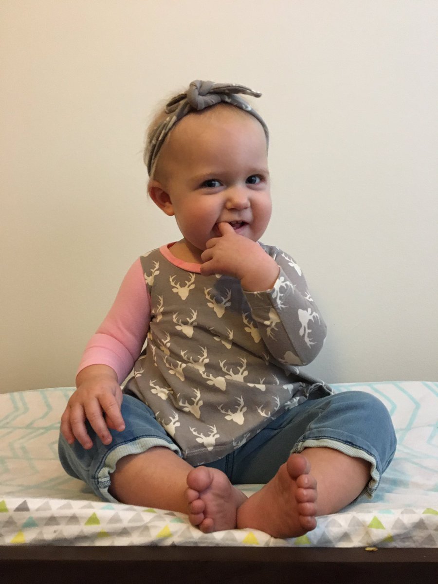 allykratz's tweet photo. This little girl is ready for Black Friday shopping with mommy! #10monthsold https://t.co/ifnFbdf1r6