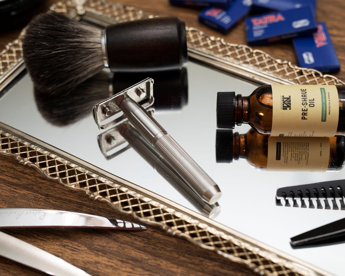 The Triple-S Razor.
$40 for a 100% Stainless Steel Razor with a year supply of blades.
Also available with an adjustable handle for $50

bit.ly/2ZOjcXl

safetyrazor #wetshave #shave #wetshavingclub