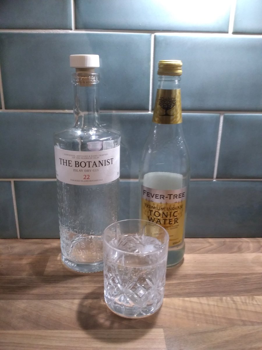 kac3103's tweet image. Just finished off The Botanist #fevertreefriday @thebotanistgin