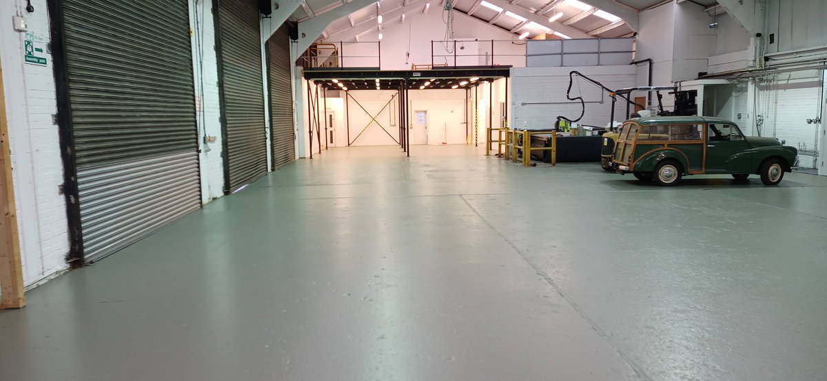 mkpsdevon's tweet image. Super hard wearing industrial floor coating laid in Industrial unit at Marsh Barton , Exeter last week. Despite the very rough nature of the existing concrete floor, we were able (with a fair bit of prep work ) to give this floor a new lease of life to last for years to come.