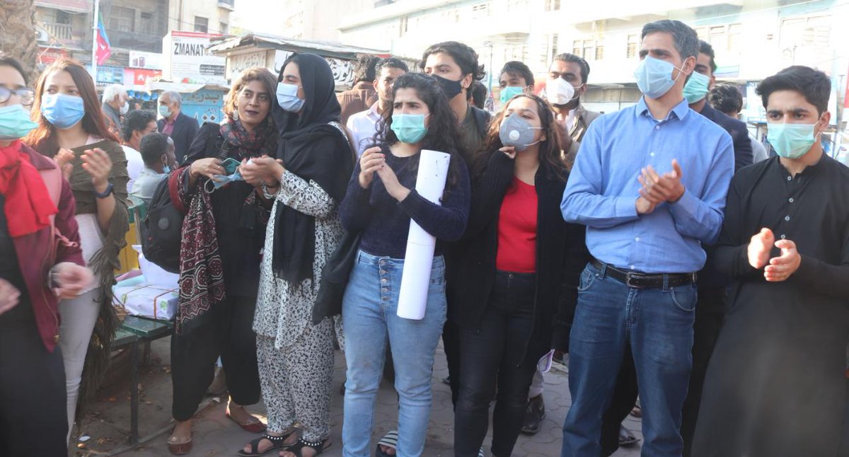 FrontStudents's tweet photo. #Karachi _ #StudentsRightsMarch
6/7
#StudentsSolidarityMarch2020
#StudentsUnionRestorationMarch
#StudentsLivesMatter
#NoToFIR
#ReleaseAmmarAliJan https://t.co/PwVxr5rorz