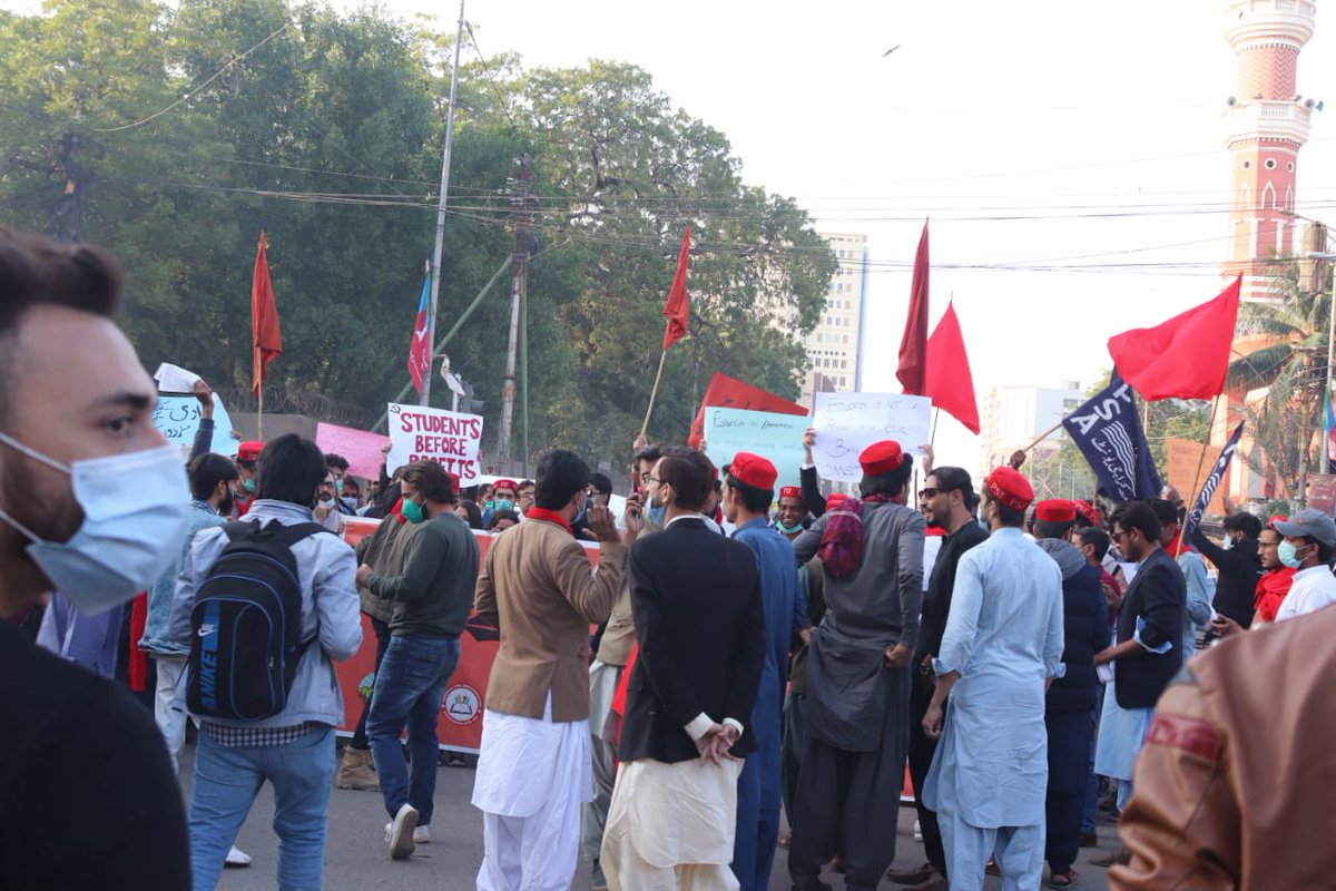 FrontStudents's tweet photo. #Karachi _ #StudentsRightsMarch
7/7
#StudentsSolidarityMarch2020
#StudentsUnionRestorationMarch
#StudentsLivesMatter
#NoToFIR
#ReleaseAmmarAliJan https://t.co/Z5uqQkLtEP