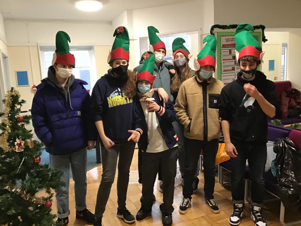 St Chris Senior School tweet media