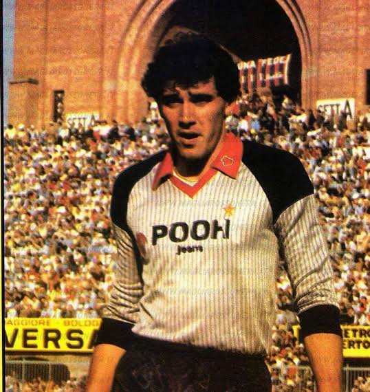 la_rossonera's tweet photo. Il nostro Portiere degli anni 80
#Piotti #SempreMilan ✍️ #LMR https://t.co/FlwlvKfPYJ