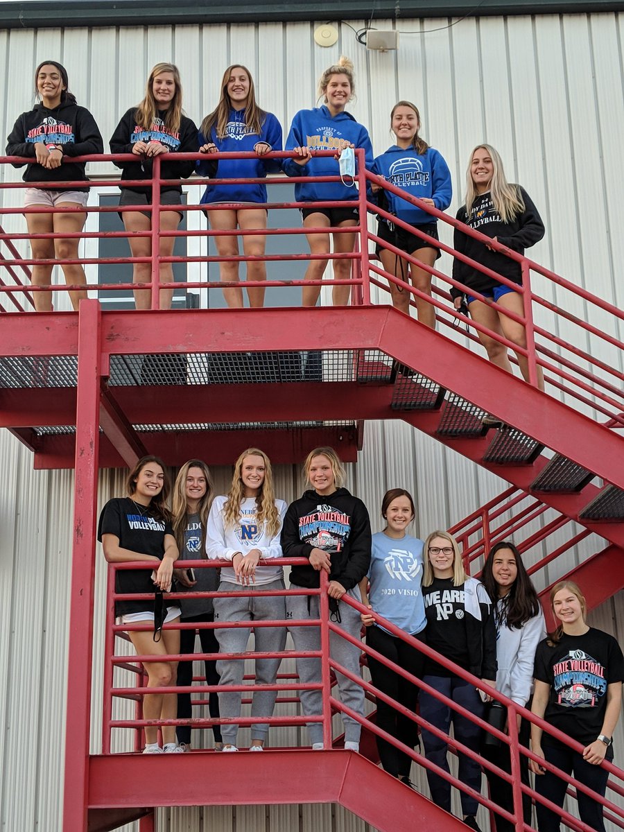 CoachHammond__7's tweet photo. So much for our team to be thankful for this season! So blessed to be part of this special group of athletes, coaches and great people. #2020Vision #wtmb #thankful https://t.co/mVKyI1DyMQ