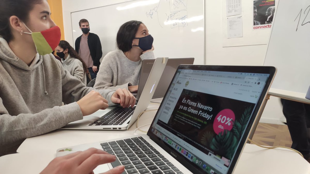 PratEducacio's tweet photo. Connectem la #FP amb el comerç de proximitat 🫂
Arrenquem amb molta il•lusió la 1a edició de la #BraInHackathon, un projecte de l'escola col•laborant amb @CorEixample per ajudar els negocis de l'Eixample afectats per la crisi 💪🏼
12 establiments, 12 reptes. Som-hi! 😉
#SomPrat https://t.co/rxdZ4FR4SF