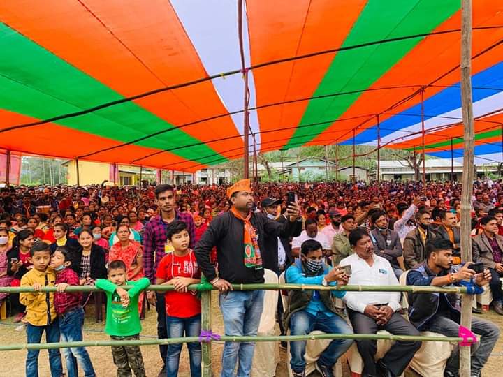 DilipSaikia4Bjp's tweet photo. विश्वास, उत्साह, उमंग ..
BTC में लहराएगा केसरिया रंग !

 आज #Baksa जिले की #Mathanguri में चुनावी रैली को संबोधित किया। मेरे साथ @BJP4Assam के अध्यक्ष @RanjeetkrDass जी, वरिष्ठ मंत्री @himantabiswa जी, तथा अन्य पदाधिकारी एवं कार्यकर्तागण उपस्थित रहे  ।
#BTCelection 
#BJP4BTC https://t.co/CA2Nrjowlz