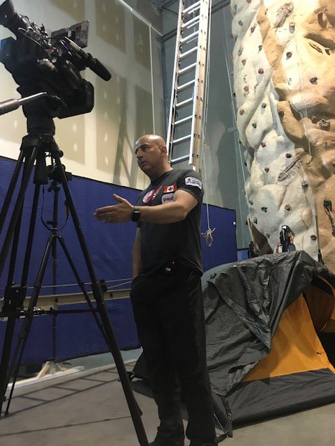 Heartofsummit's tweet photo. When we reach the end of our ropes, we tie a knot in it and hang on. Everest 2021 

#scientic #research #heartattack #Survivor @LNamen #yeg #canadian @HeartandStroke https://t.co/cBMYfrUYYF