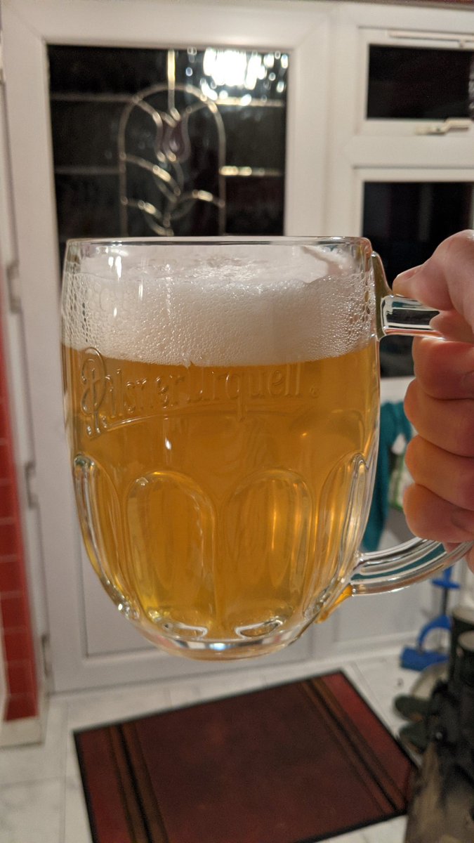 peel_n's tweet photo. Oh that's crisp @DonzokoBeer https://t.co/mdjaqxLAVo