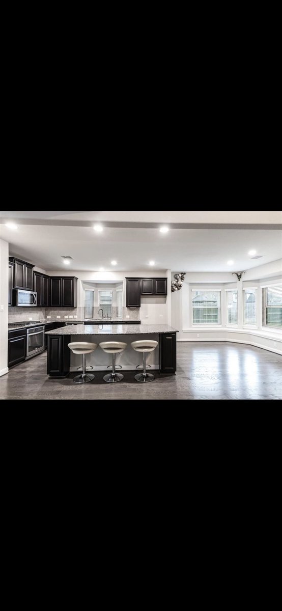 CherylWRealty's tweet photo. Tag Someone You Would Want To Share This Home With 😍🏡 
 #houstonrealestate #houstonhomes #houstonrealtor #htx https://t.co/ry7ozj61km