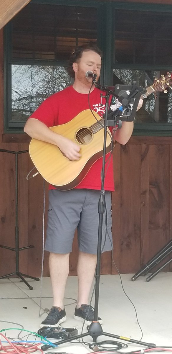 Rob Hoey playing live 1-4pm today. Firepits are blazing and plenty of Otium wine available. #vawine #virginiawine #getoutloudoun #visitloudoun #livemusic