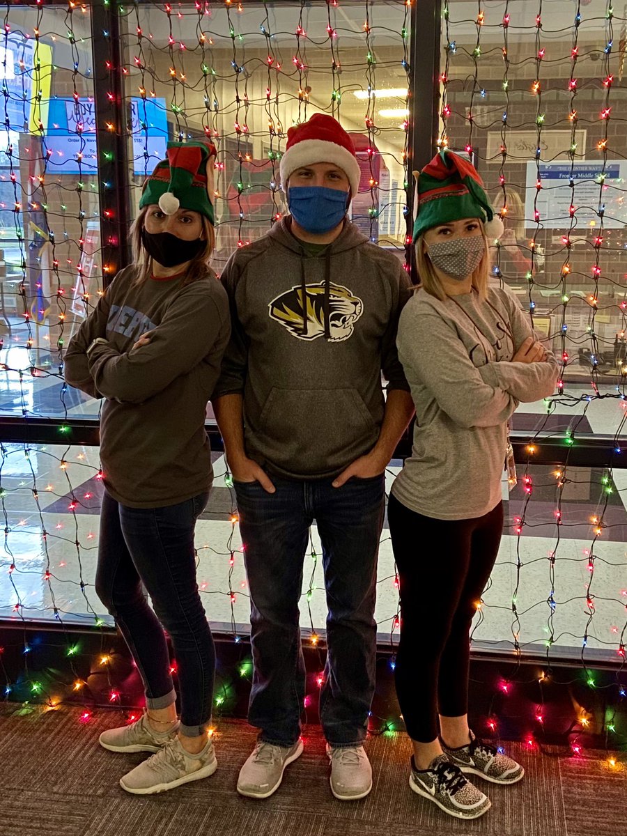 That’s right!!! It’s time for our 8th grade Math Team to get their Holiday on!!! Virtual or in person we keep it real. @WSD_Frontier <a href="/WSDinfo/">Wentzville Schools</a> #WeAreWentzville #WSDlearns #HolidaySeason #AlgeBros
