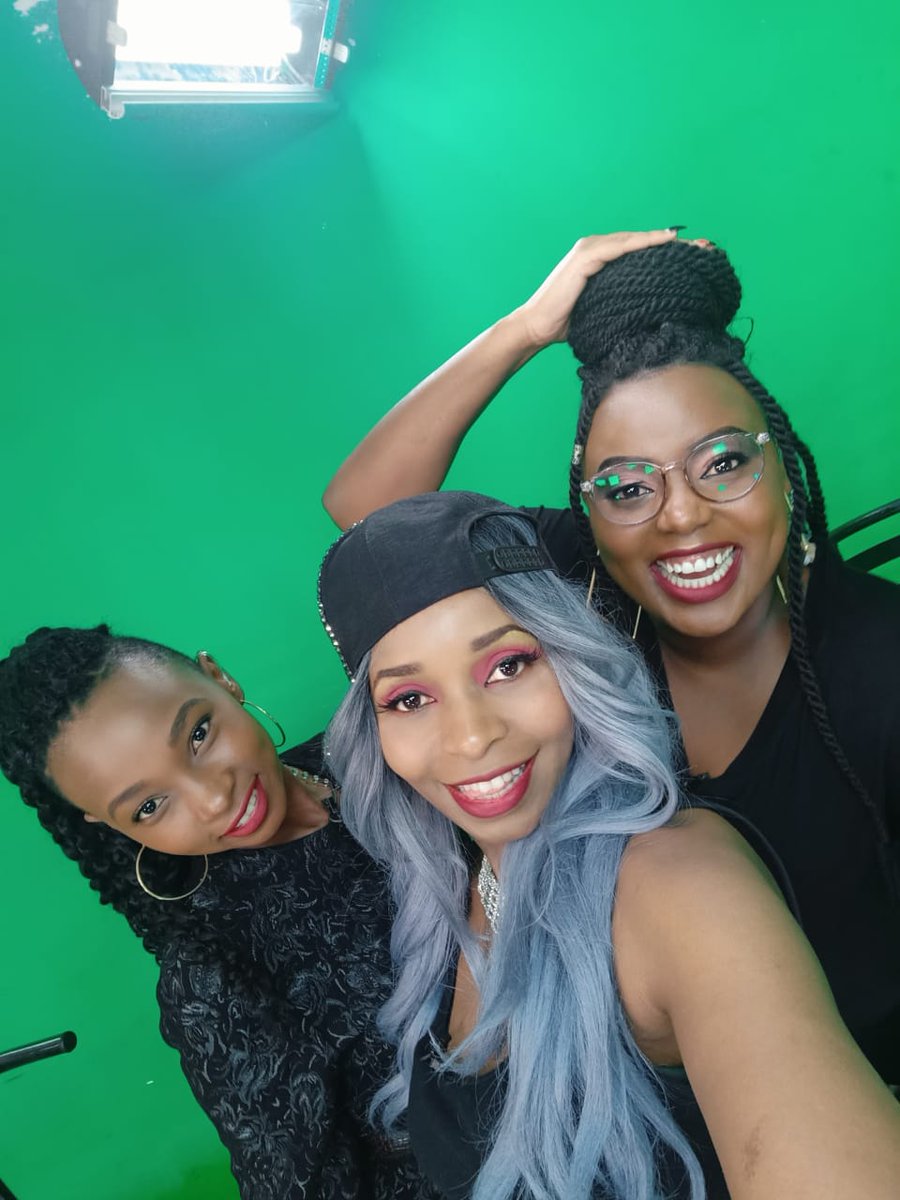 KeepItKiss's tweet photo. The show is as alive as their smiles 😻😻😻
Thank you @SUGAREMCEE for gracing us with your presence.
We don't stop there...
@djfesta254 The Big Man is expecting your requests on our whats app line @
0722919999
#teamafterburn https://t.co/XUaVSIMqLD