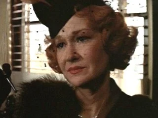 Happy Birthday to Diane Ladd, here in CHINATOWN! 