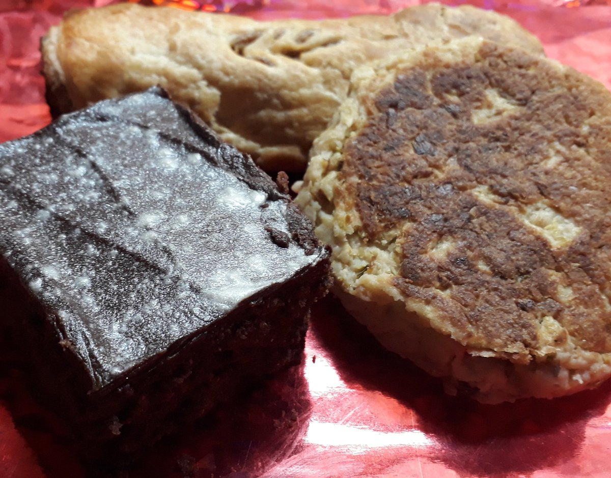 Yumptious Vegan Food tweet media