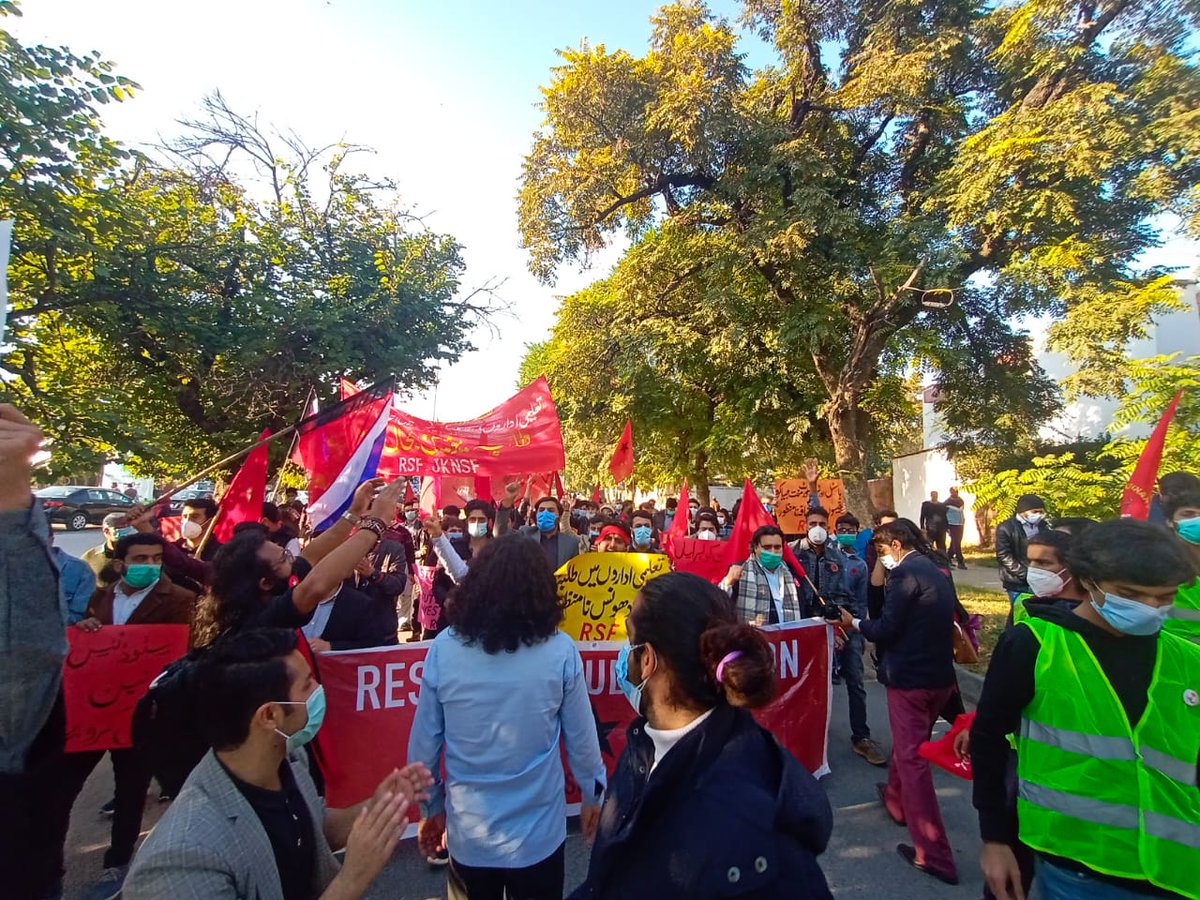 FrontStudents's tweet photo. #Islamabad _ #StudentsRightsMarch
4/5
#StudentsSolidarityMarch2020
#StudentsUnionRestorationMarch
#StudentsLivesMatter
#NoToFIR
#ReleaseAmmarAliJan https://t.co/0W0IM4ba5A