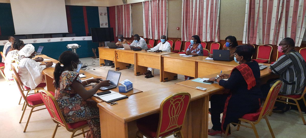 ArchipelagoFaso's tweet photo. #archipelago_mangue Burkina Faso
Le comité de monitoring du projet s’est réuni aujoud'hui en session ordinaire, à la Chambre de Commerce et d’Industrie du Burkina  Faso.https://t.co/1OPTnHtAhz
#ARCHIPELAGO_Mangue, une opportunité au-delà de la saveur ! https://t.co/Q4jVJUWlKM